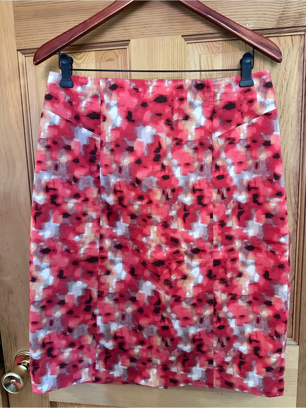 Ann Taylor Red Multi-Color Abstract Print Pencil Skirt Size 10